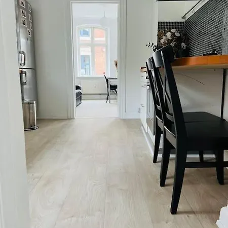 Lovely 1-Bedroom Condo In Aarhus C Exteriör bild