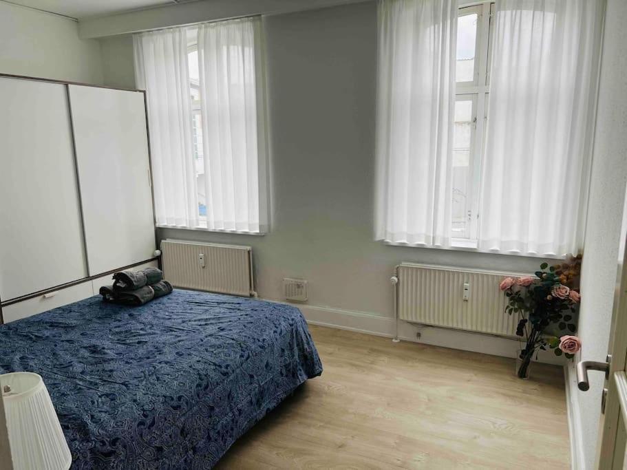 Lovely 1-bedroom In C Lägenhet *
